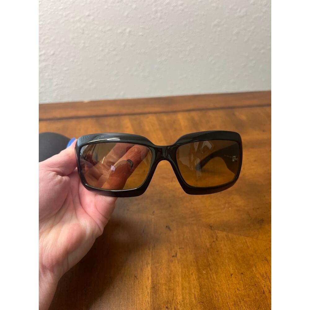 Chanel Mother of Pearl CC sunglasses - Picture 2 of 12